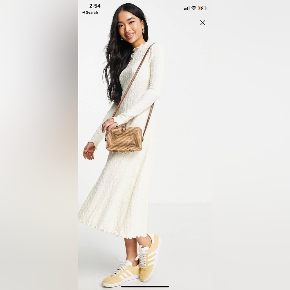 Urban revivo knit midi dress in white/cream